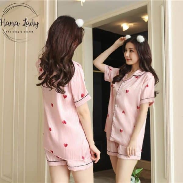 Điểm danh bộ pijama mùa hè dễ thương nhất 2 pijama lụa cộc tay