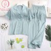 Pijama lụa tay cộc xanh trơn thêu túi PJ270 1 Pijama lụa tay cộc xanh trơn thêu túi PJ270 1