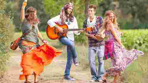 Hippie là gì ? Tìm hiểu về phong cách thời trang Hippie nổi tiếng 1 Hippie