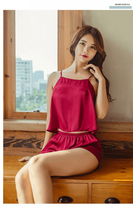 Mẹo chọn đồ ngủ nữ lụa cho các chị em 2 đồ ngủ nữ lụa 1