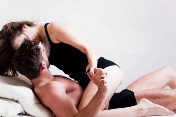 Bật mí các tư thế quan hệ khiến đàn ông thích nhất 2