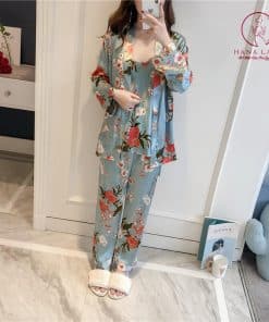 Bộ ngủ lụa tơ kèm choàng hoa xanh cao cấp PJ280 17