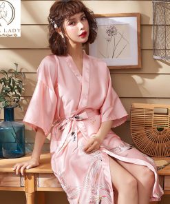 Áo choàng ngủ lụa họa tiết chim hạc cao cấp VN210D 3 Áo choàng ngủ lụa họa tiết chim hạc cao cấp VN210D 6