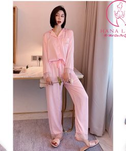 Pijama lụa tơ phối ren thêu túi BRIDE hồng PJ325 3 Pijama lụa tơ phối ren thêu túi BRIDE hồng PJ325 7