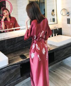 Áo choàng ngủ lụa tơ xương cá cao cấp VN391 3 Áo choàng ngủ lụa tơ xương cá cao cấp VN391 9