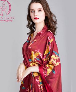 Áo choàng ngủ lụa tơ Long Phụng cao cấp VN393 6 Áo choàng ngủ lụa tơ Long Phụng cao cấp VN393 11