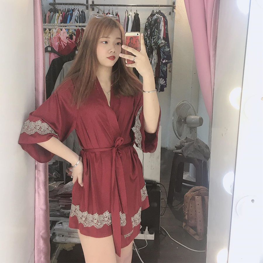 Áo choàng ngủ lụa phối ren cao cấp đỏ VN283R 8 Áo choàng ngủ lụa phối ren cao cấp đỏ VN283R 12