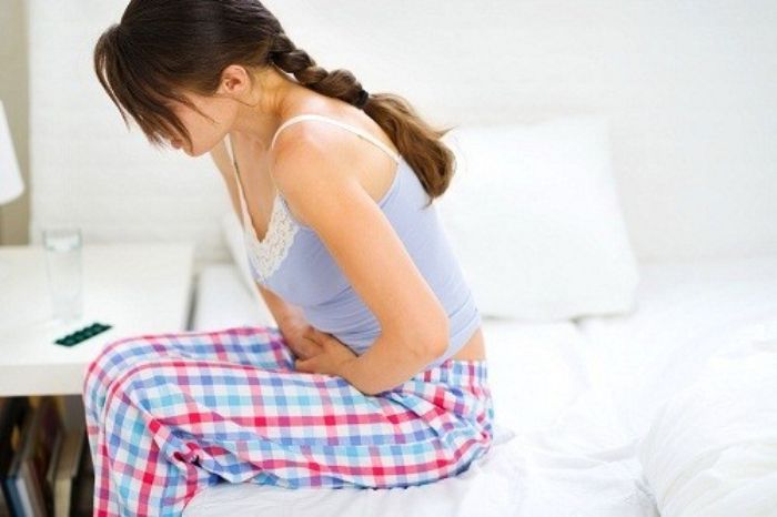 Kinh nguyệt màu đen là bệnh gì? Cách điều trị kinh nguyệt màu đen 3 Giữ vệ sinh sạch sẽ cơ thể, thường xuyên thay băng vệ sinh trong kỳ kinh để phòng tránh tình trạng viêm nhiễm