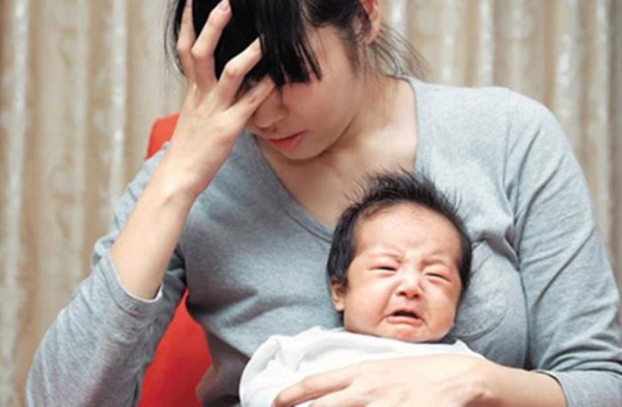 Dấu hiệu trầm cảm sau sinh và cách điều trị hiệu quả nhất 1 Trầm cảm sau sinh là bệnh lý có thể xảy ra ở mọi nữ giới trong độ tuổi sinh sản