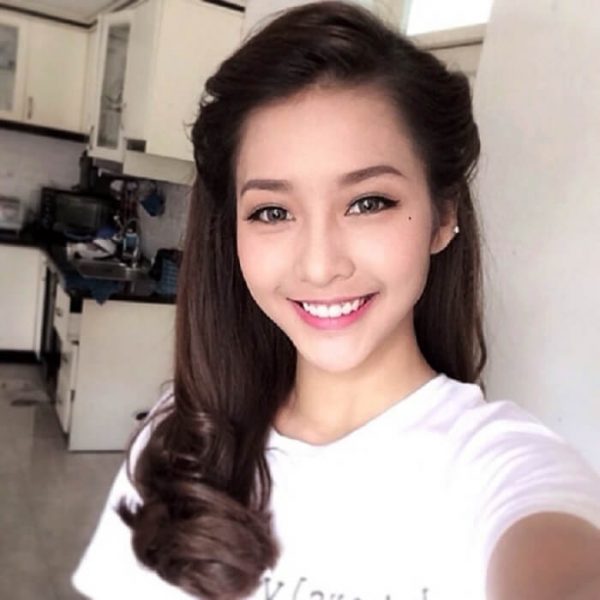 35+ ảnh đôi môi quyến rũ 17