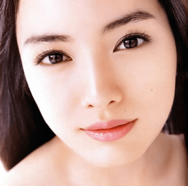 35+ ảnh đôi môi quyến rũ 29