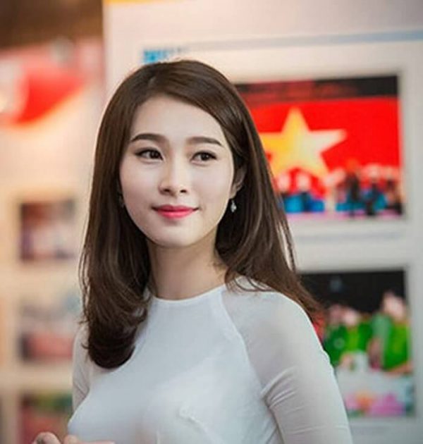 35+ ảnh đôi môi quyến rũ 32