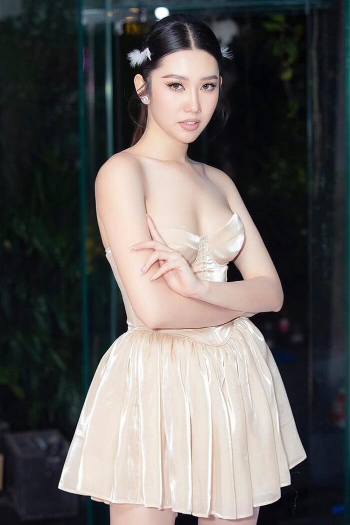 35+ ảnh ngực phụ nữ đẹp năm 2020 28