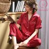 Pijama lụa gấm sọc đỏ thêu chữ túi PJ441 2 Pijama lụa gấm sọc đỏ thêu chữ túi PJ441 2
