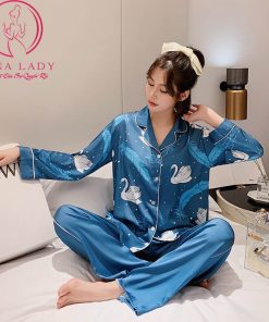 Pijama lụa tơ tay dài họa tiết thiên nga xanh cao cấp PJ422 8