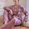 Pijama lụa tơ họa tiết lông vũ tím cao cấp PJ466 2 Pijama lụa tơ họa tiết lông vũ tím cao cấp PJ466 2