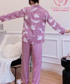 Pijama lụa tơ họa tiết lông vũ tím cao cấp PJ466 4 Pijama lụa tơ họa tiết lông vũ tím cao cấp PJ466 9