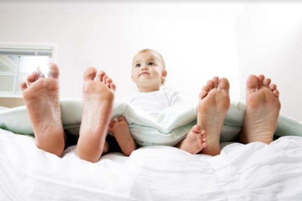 Phụ nữ sinh xong bao lâu thì quan hệ được?