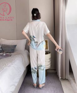 Pijama lụa tơ họa tiết hoa lá cao cấp PJ502 4 Pijama lụa tơ họa tiết hoa lá cao cấp PJ502 7