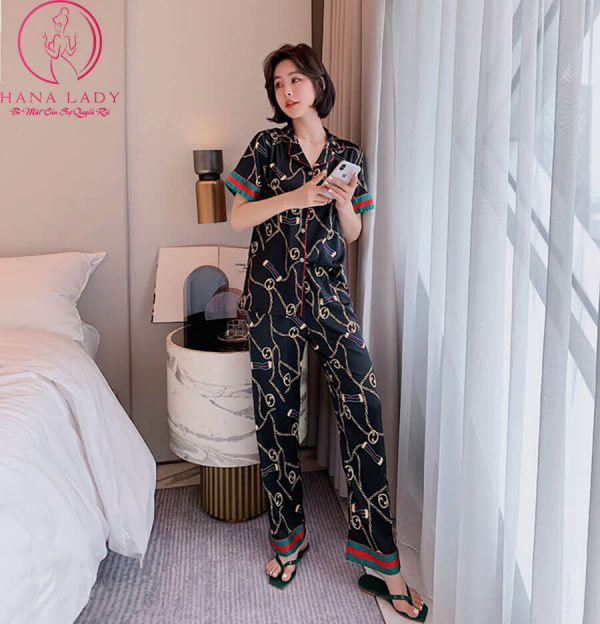 Pijama lụa tơ tay ngắn họa tiết GC cao cấp PJ493 9 Pijama lụa tơ tay ngắn họa tiết GC cao cấp PJ493 15