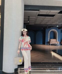 Pijama mặc nhà lụa satin nhiều họa tiết 10 Pijama mặc nhà lụa satin nhiều họa tiết 20