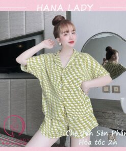 Pijama lụa tay ngắn hè cúc bọc họa tiết hoa văn may kỹ PJ558 4 Pijama lụa tay ngắn hè cúc bọc họa tiết hoa văn may kỹ PJ558 8