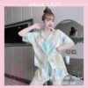 Pijama lụa tay ngắn hè cúc bọc họa tiết hoa văn may kỹ PJ561 1 Pijama lụa tay ngắn hè cúc bọc họa tiết hoa văn may kỹ PJ561 1