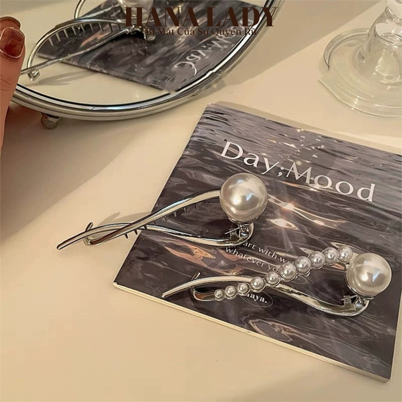 Kẹp Búi Tóc Nữ Kim Loại Đính Hạt Châu Phong Cách Tiểu Thư Sang Chảnh PKT063 6 Kẹp Búi Tóc Nữ Kim Loại Đính Hạt Châu Phong Cách Tiểu Thư Sang Chảnh PKT063 10