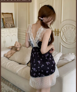 Váy Ngủ Lụa Phối Ren Bèo Xinh Cổ V Xẻ Sâu Họa Tiết Bướm Dễ Thương VN683 11