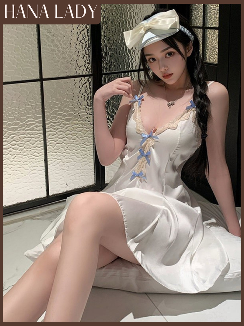 主图-05 Váy Ngủ Lụa Dáng Xòe Cổ V Xẻ Sâu Phối Ren Đính Nơ Xanh Cao Cấp VN682 4